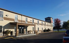 Econo Lodge Inn & Suites Granite City - St Louis